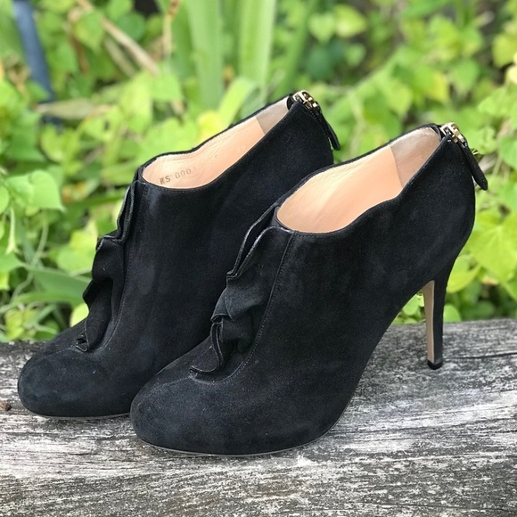 VALENTINO GARAVANI Suede Ruffle Ankle Booties Black Suede Heels SIZE 39 EU - Picture 8 of 16